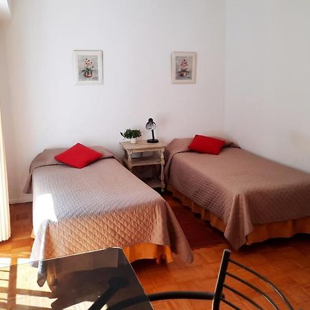 Departamento En El Centro De La Ciudad. Para 2 Personas Буэнос-Айрес Экстерьер фото